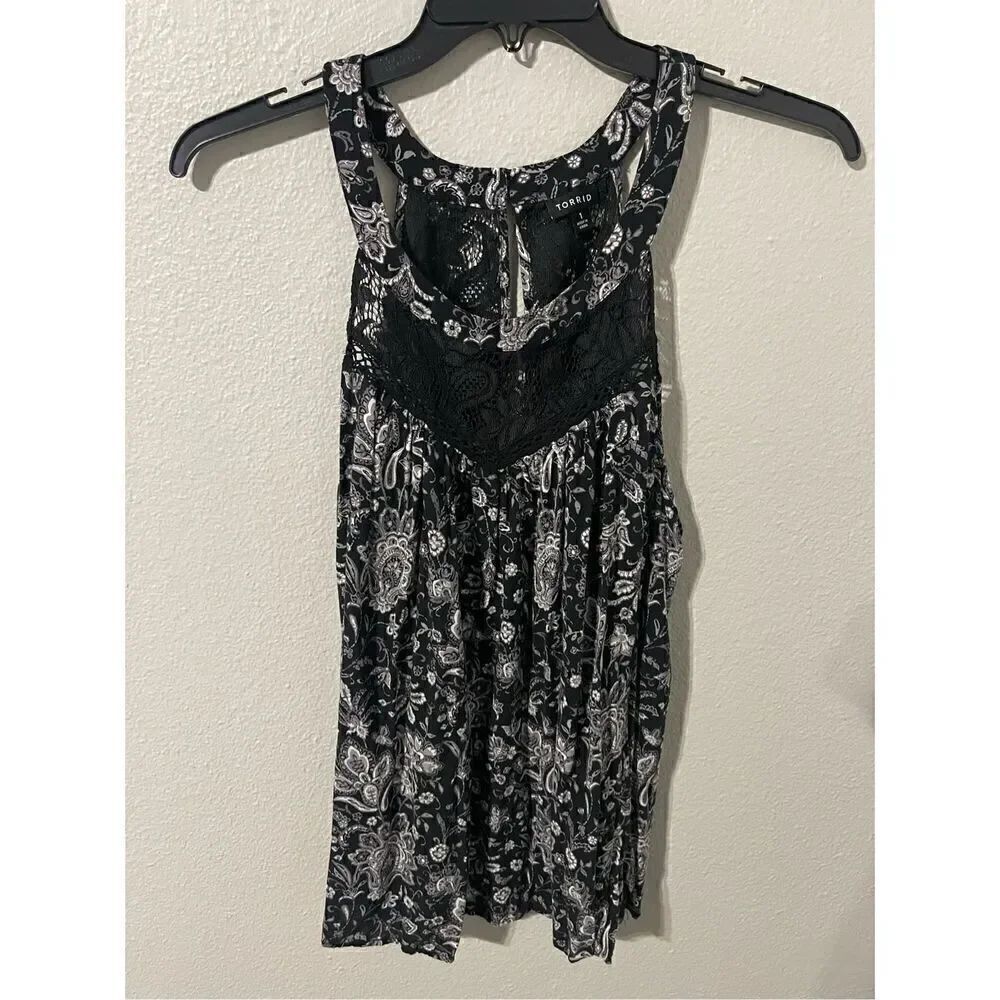 ❤️Torrid Challis Lace Trim Tank